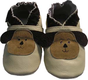 A pet for any child! These dogs will become your childs best friend. Great neutral colour to compliment many outfits.