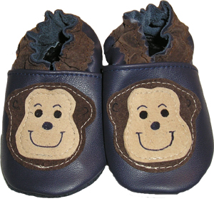 Navy blue shoe with two tone monkey face